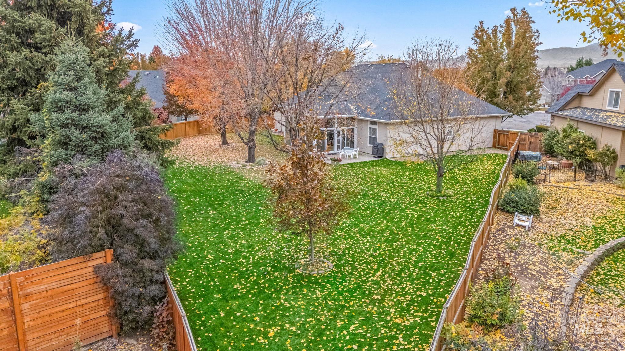 2049 N Marnita Place