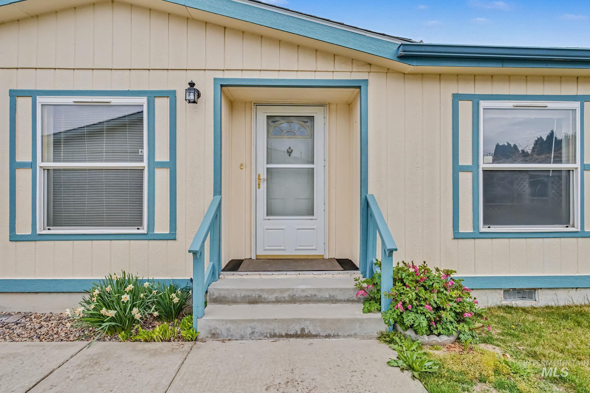 2809 Golden Rod Lane