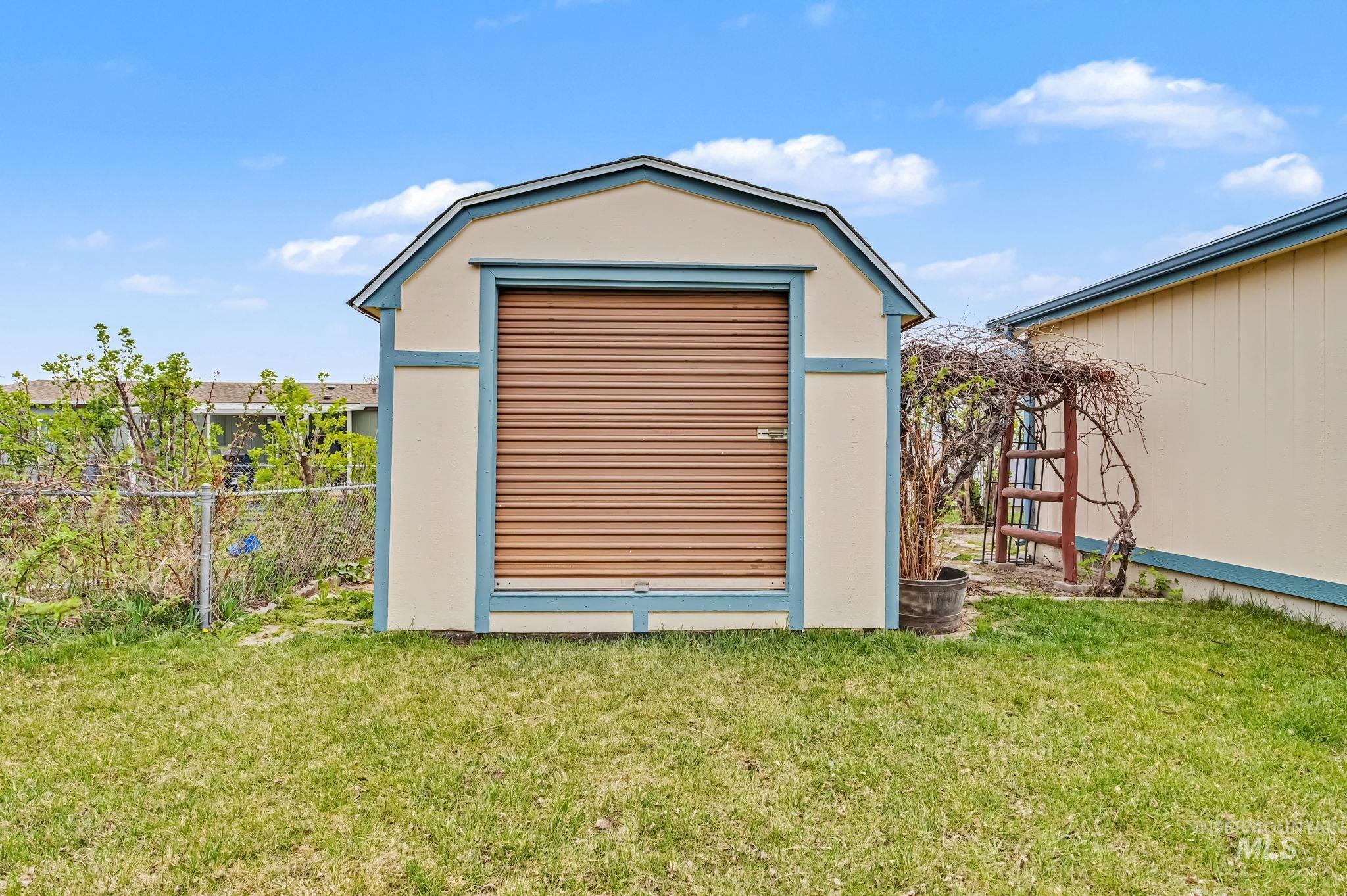 2809 Golden Rod Lane