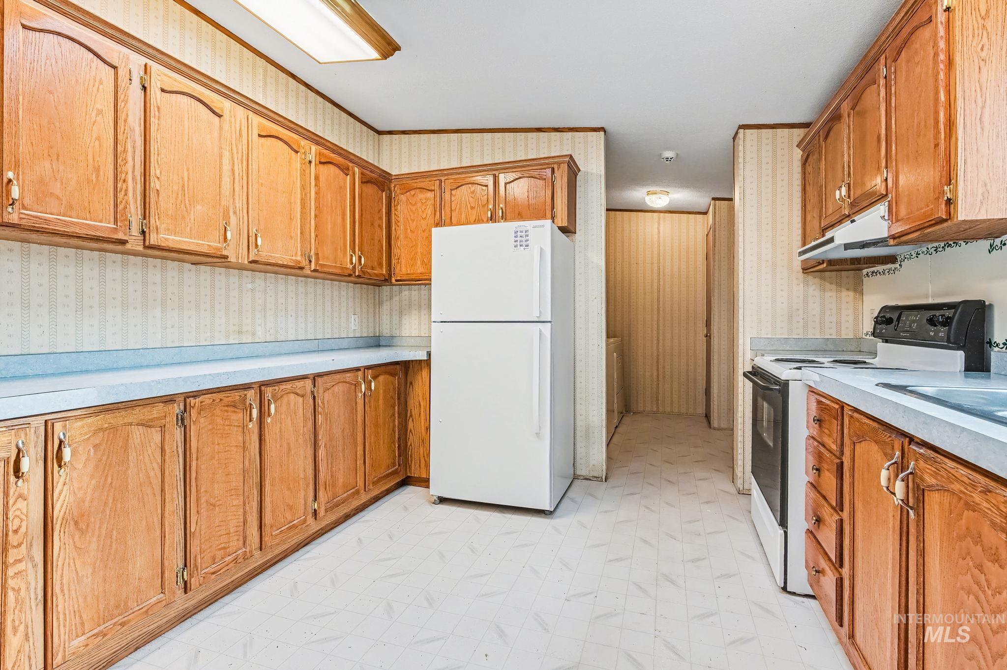 2809 Golden Rod Lane