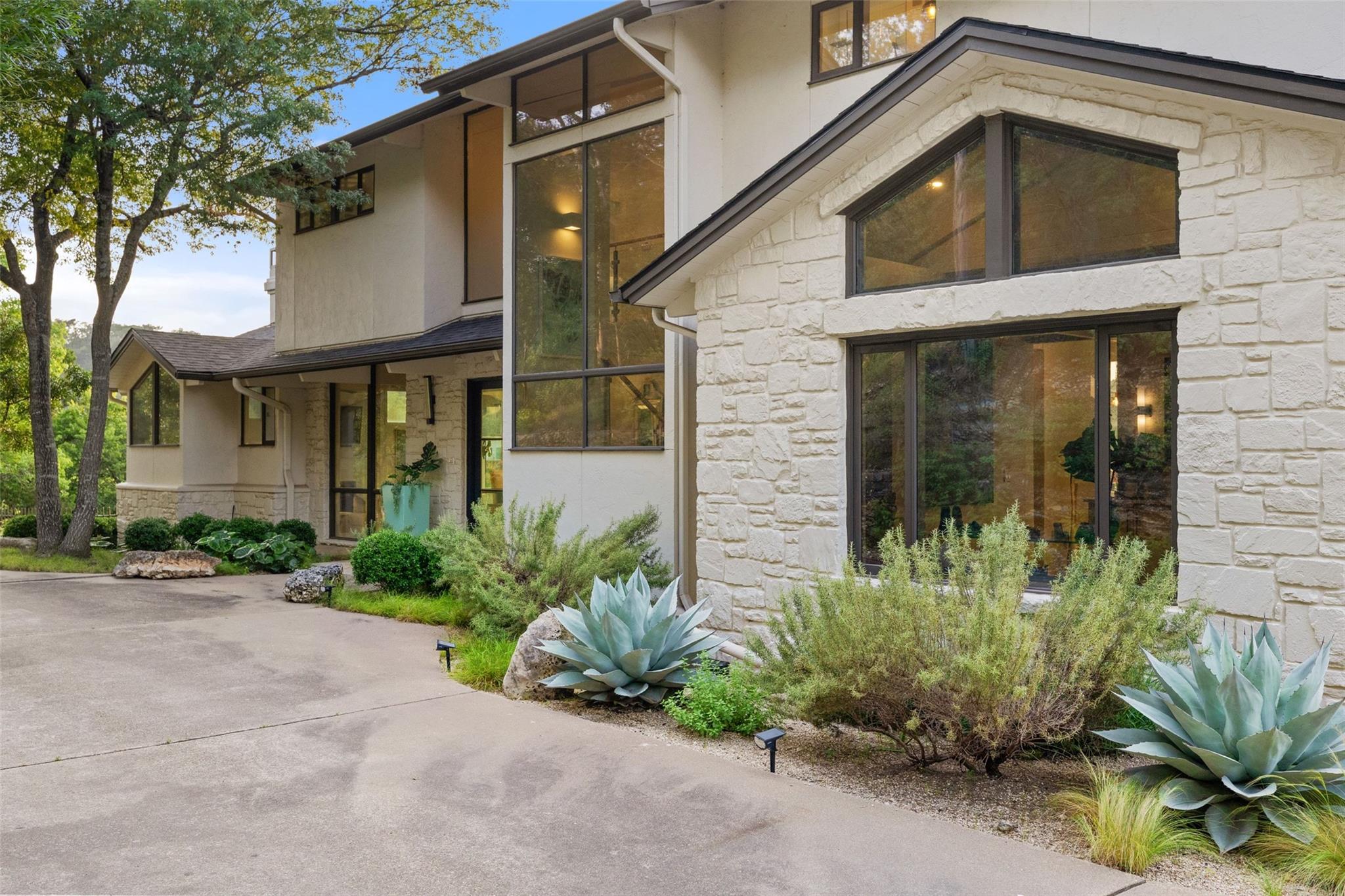 6 WREN VALLEY CV