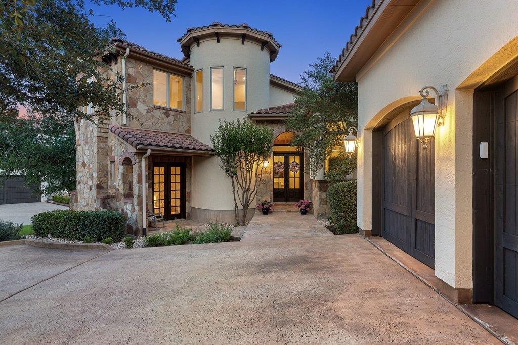 4801 Pecan Chase