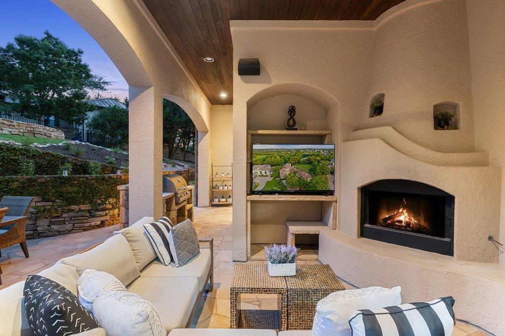 4801 Pecan Chase