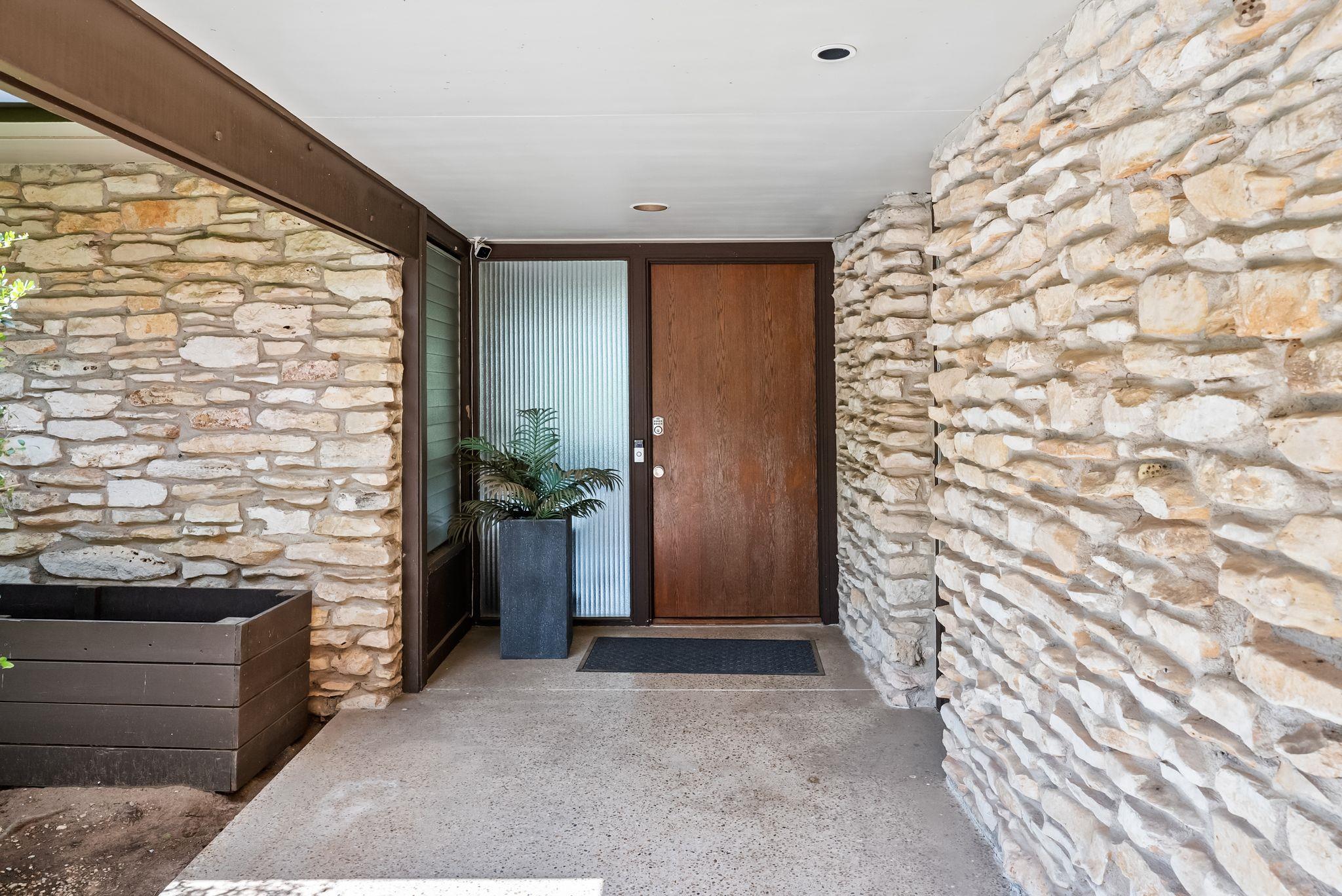 1200 REDBUD TRL