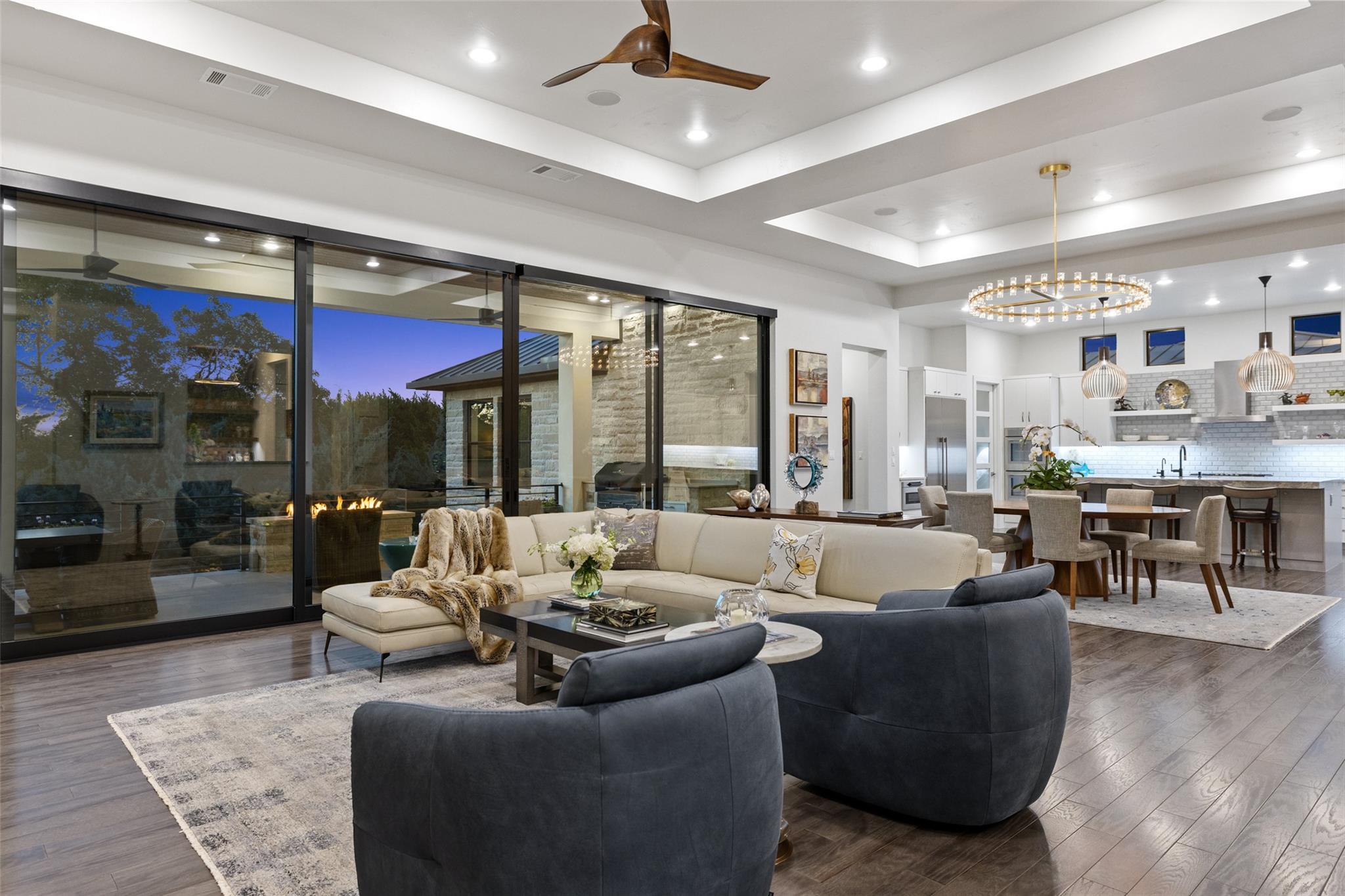 8408 CARRANZO DR