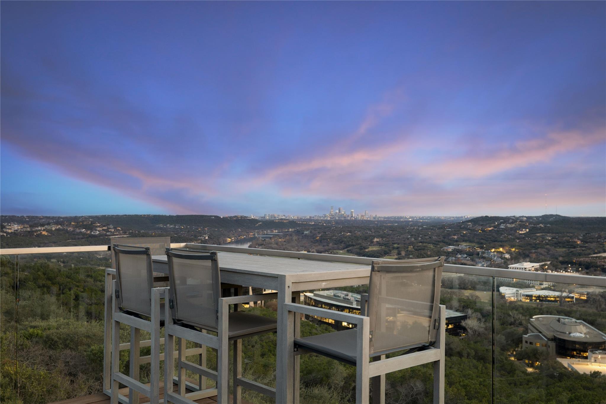 6607 W COURTYARD DR