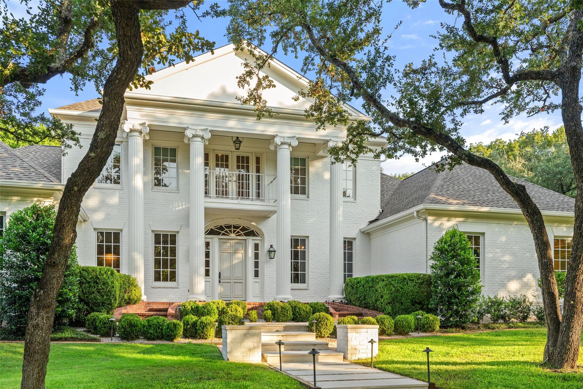 4201 GREEN CLIFFS RD