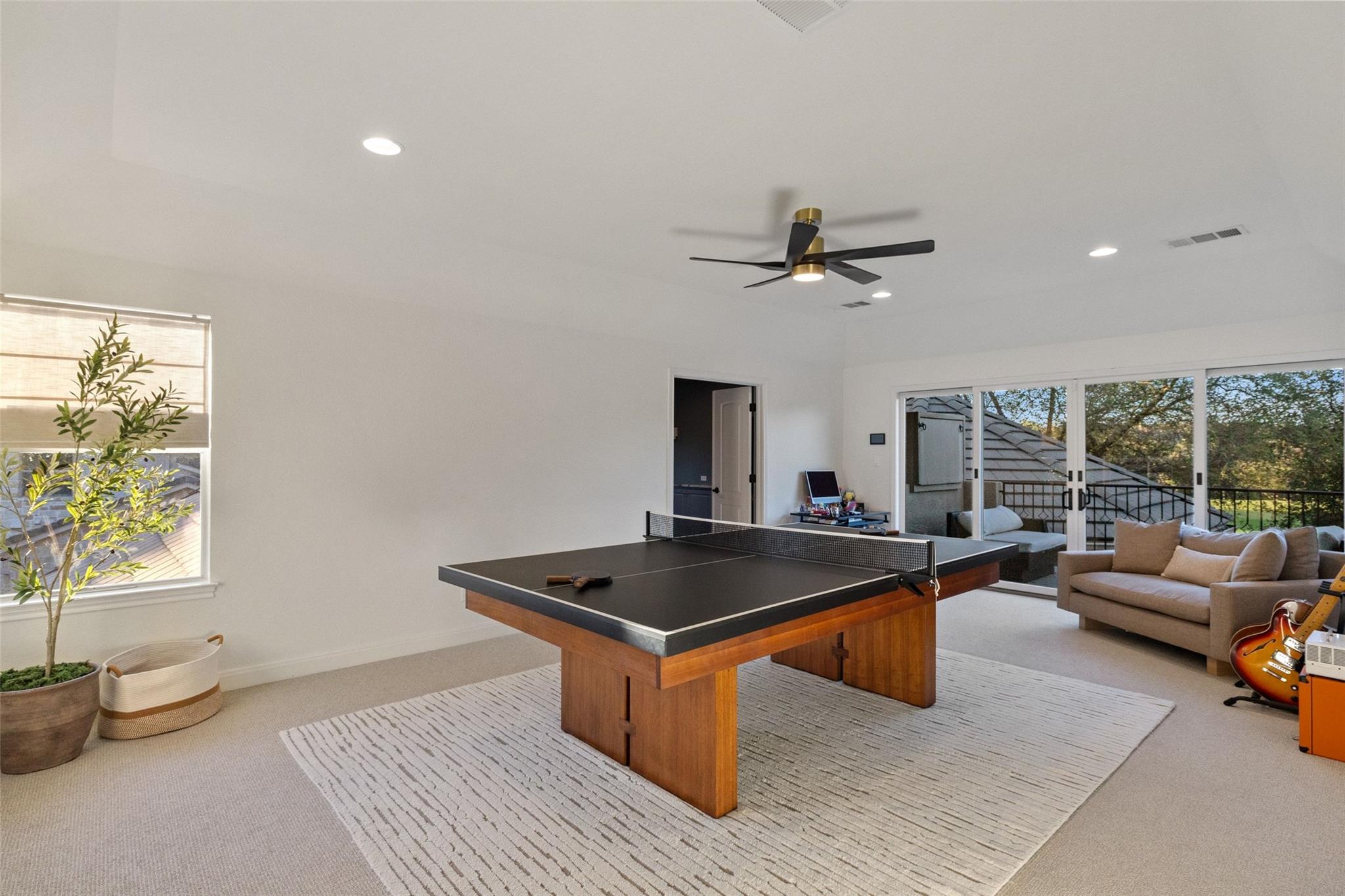 11700 EAGLES GLEN DR