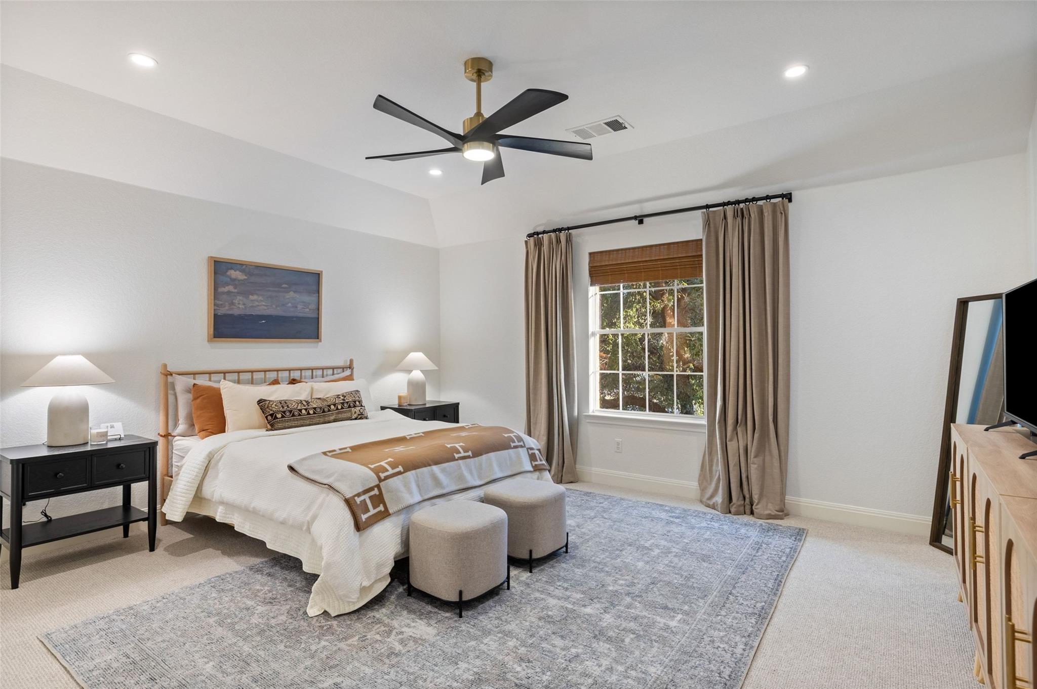 11700 EAGLES GLEN DR