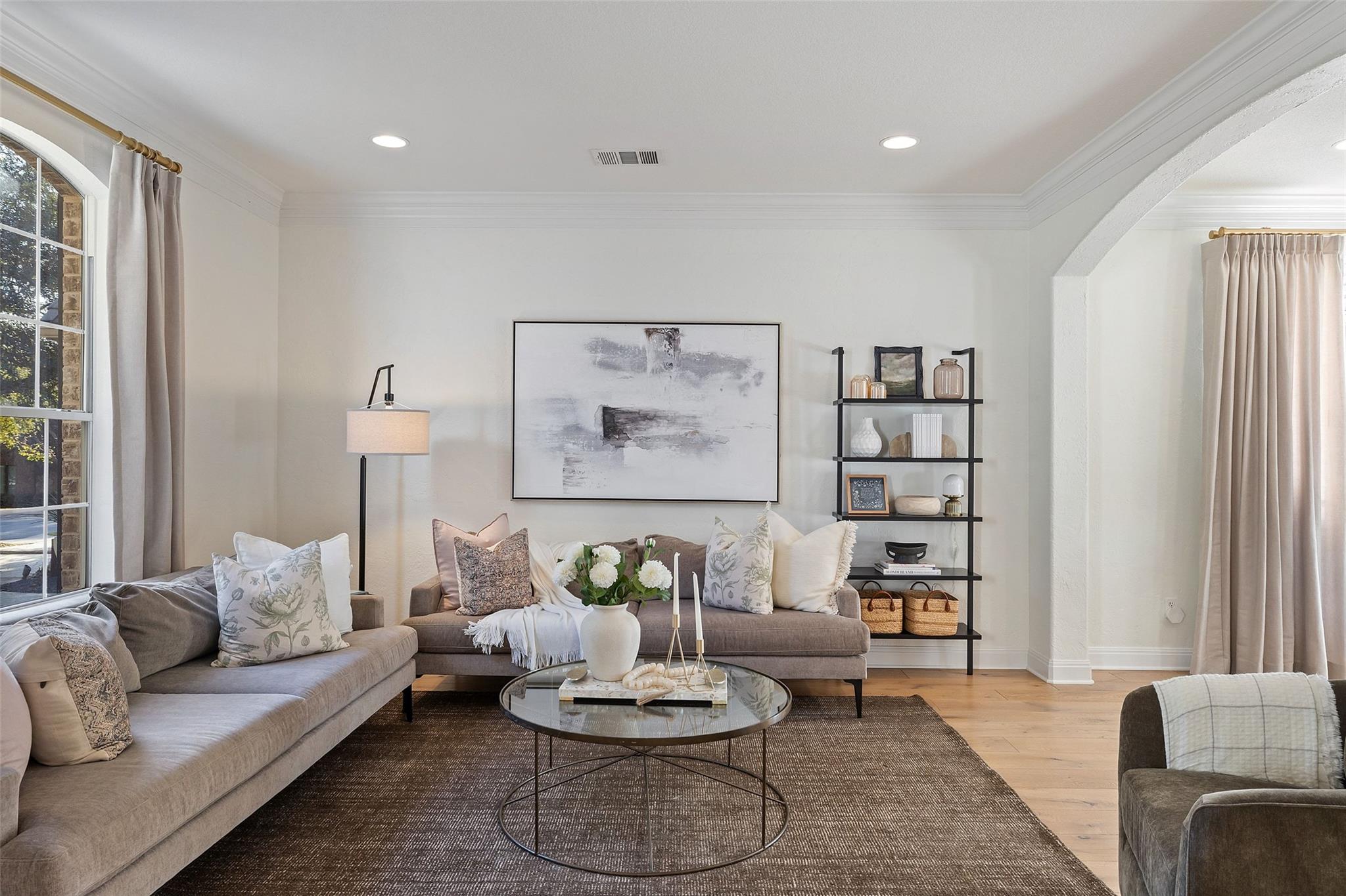 11700 EAGLES GLEN DR