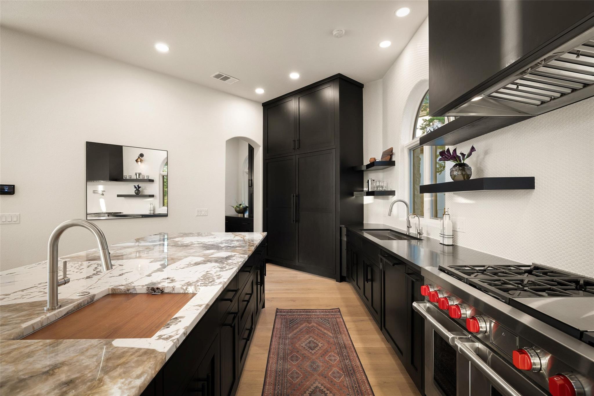 211 BELLA CIMA DR