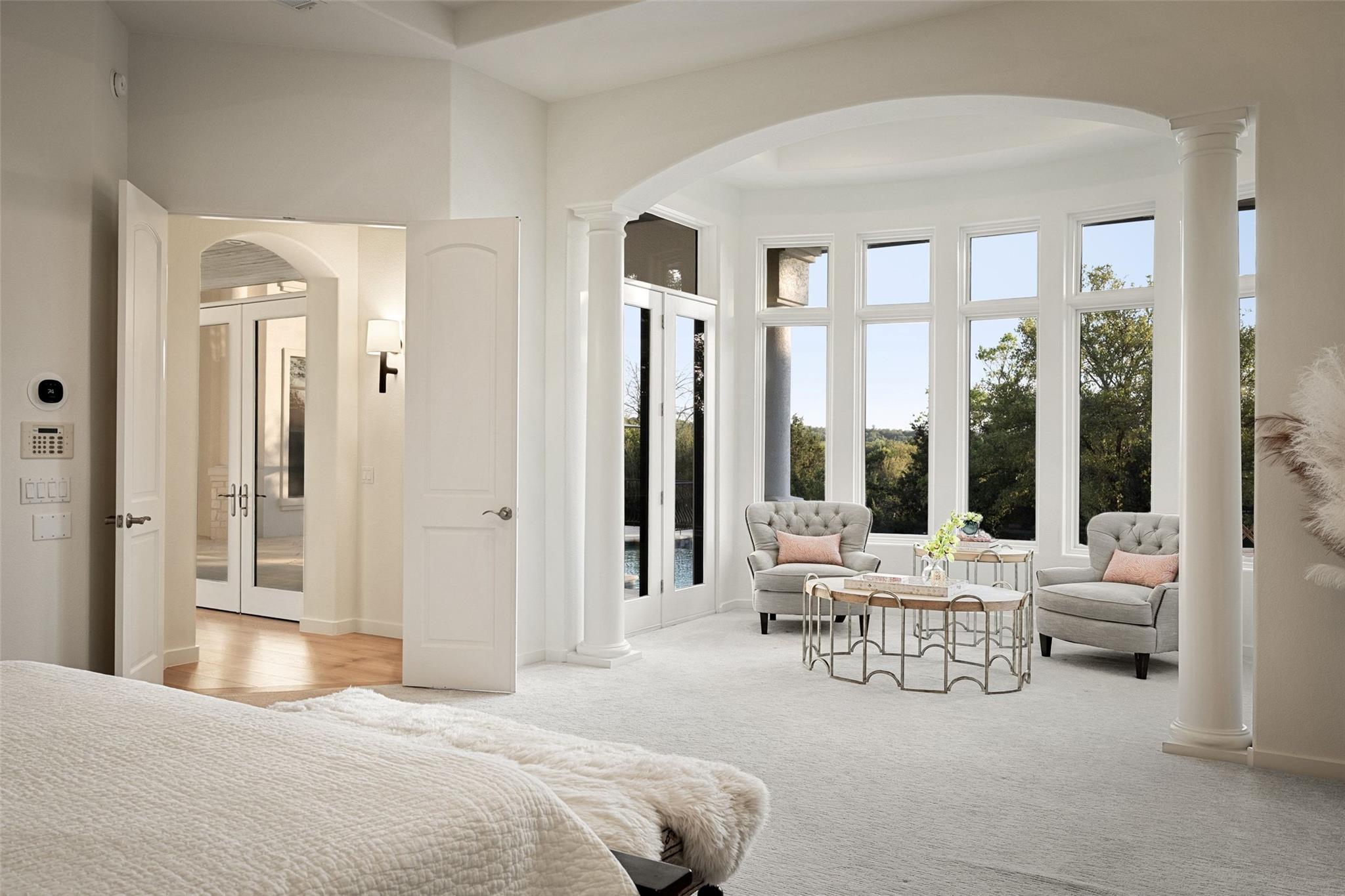 211 BELLA CIMA DR