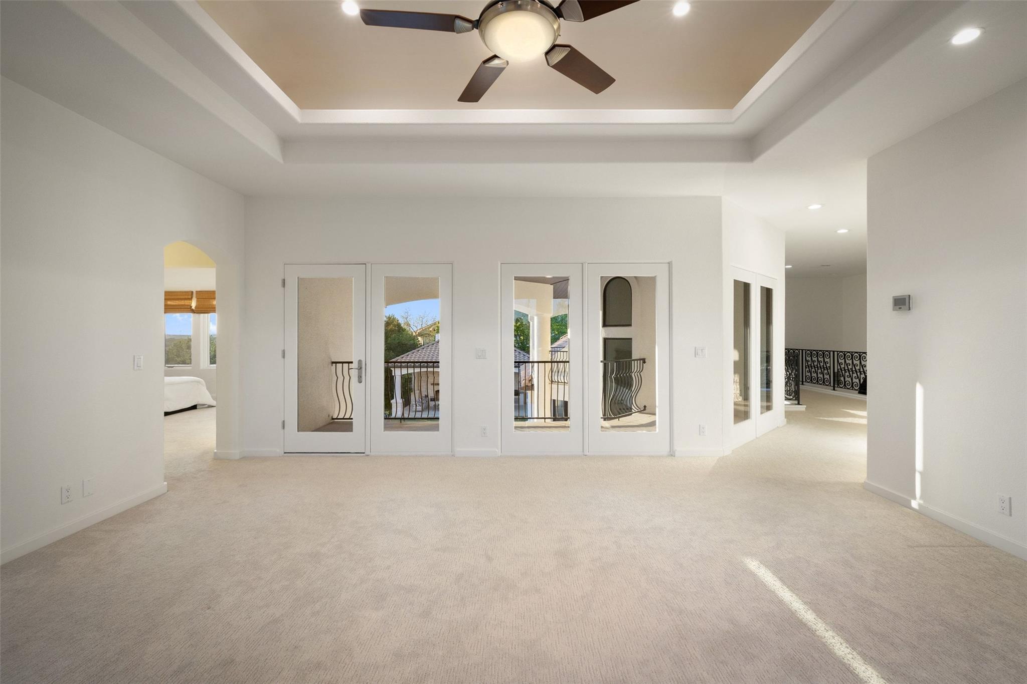 211 BELLA CIMA DR