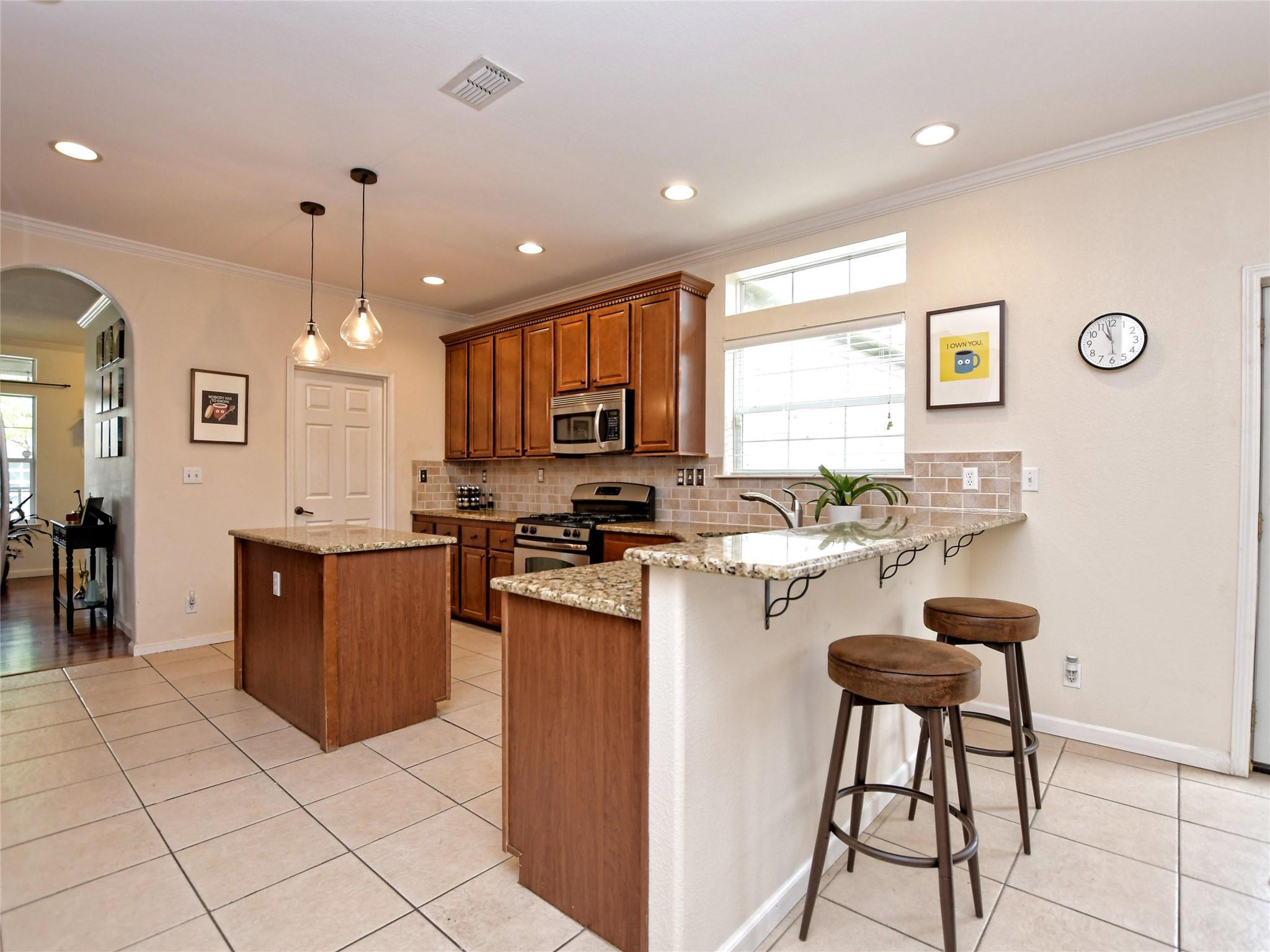 1011 Cherico ST