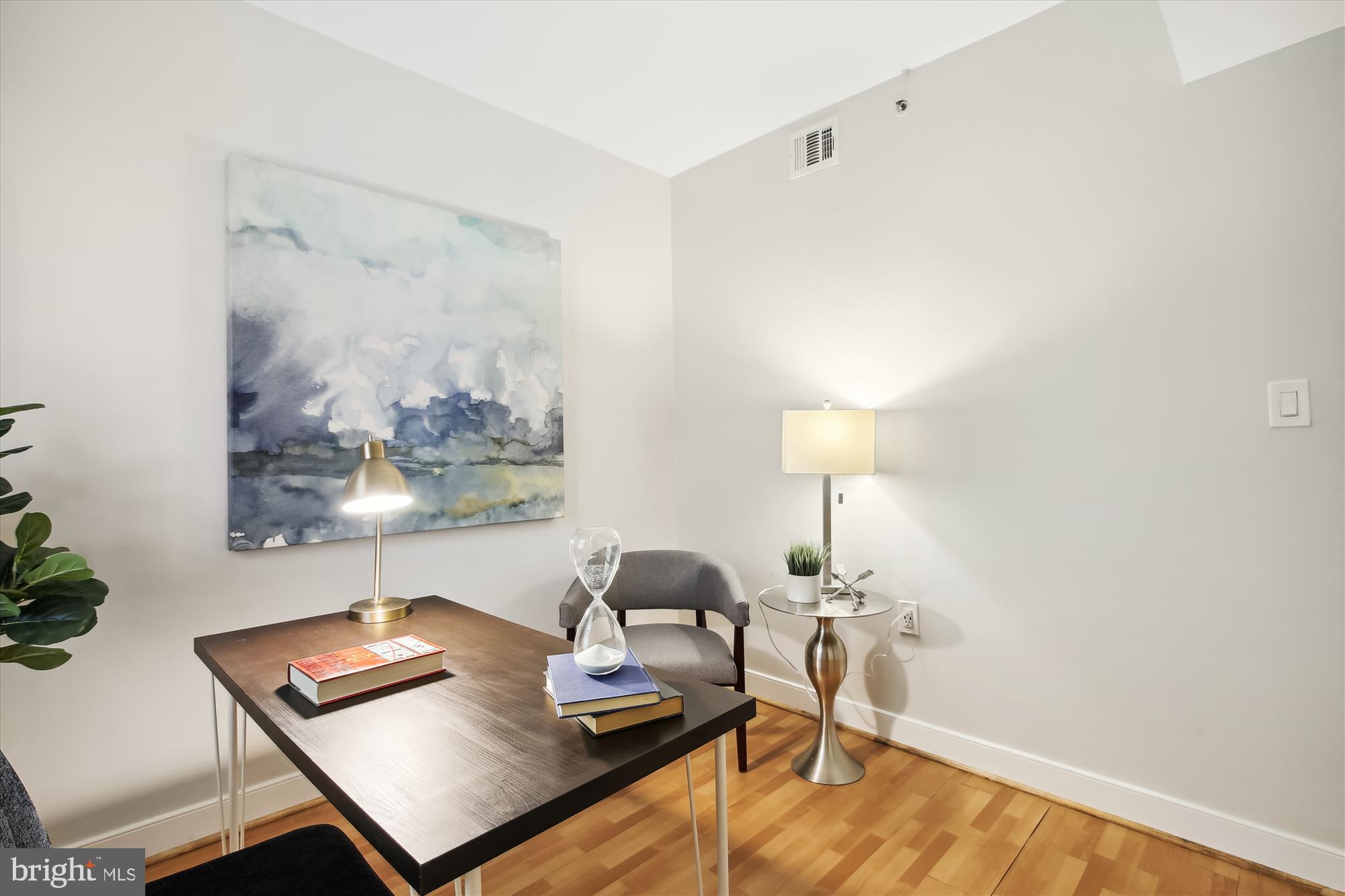 1727 R STREET NW Unit: 303
