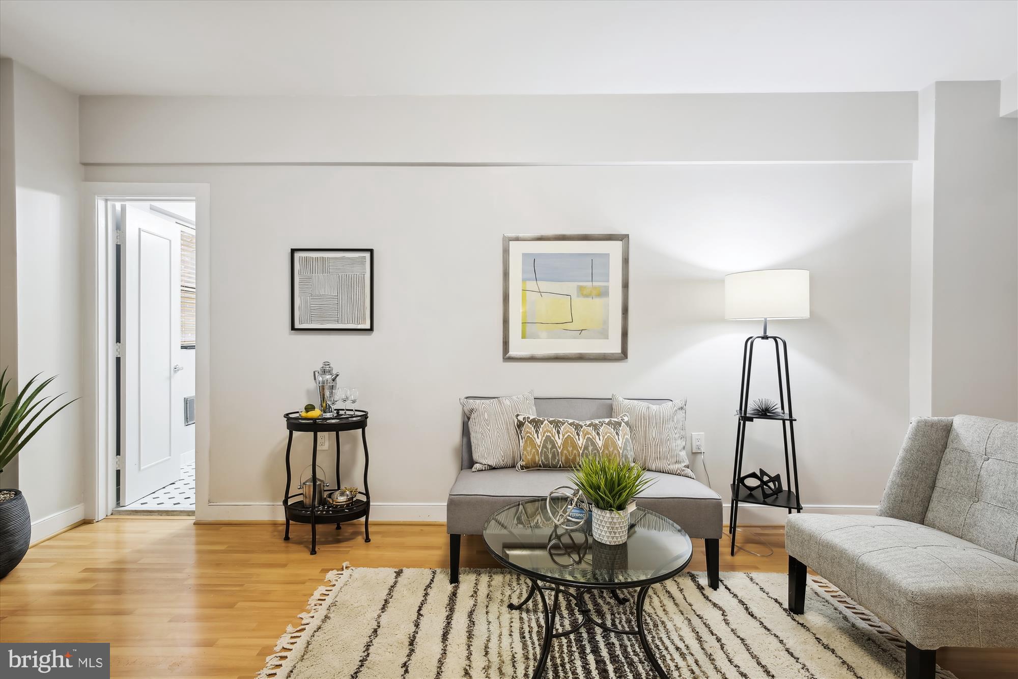 1727 R STREET NW Unit: 303