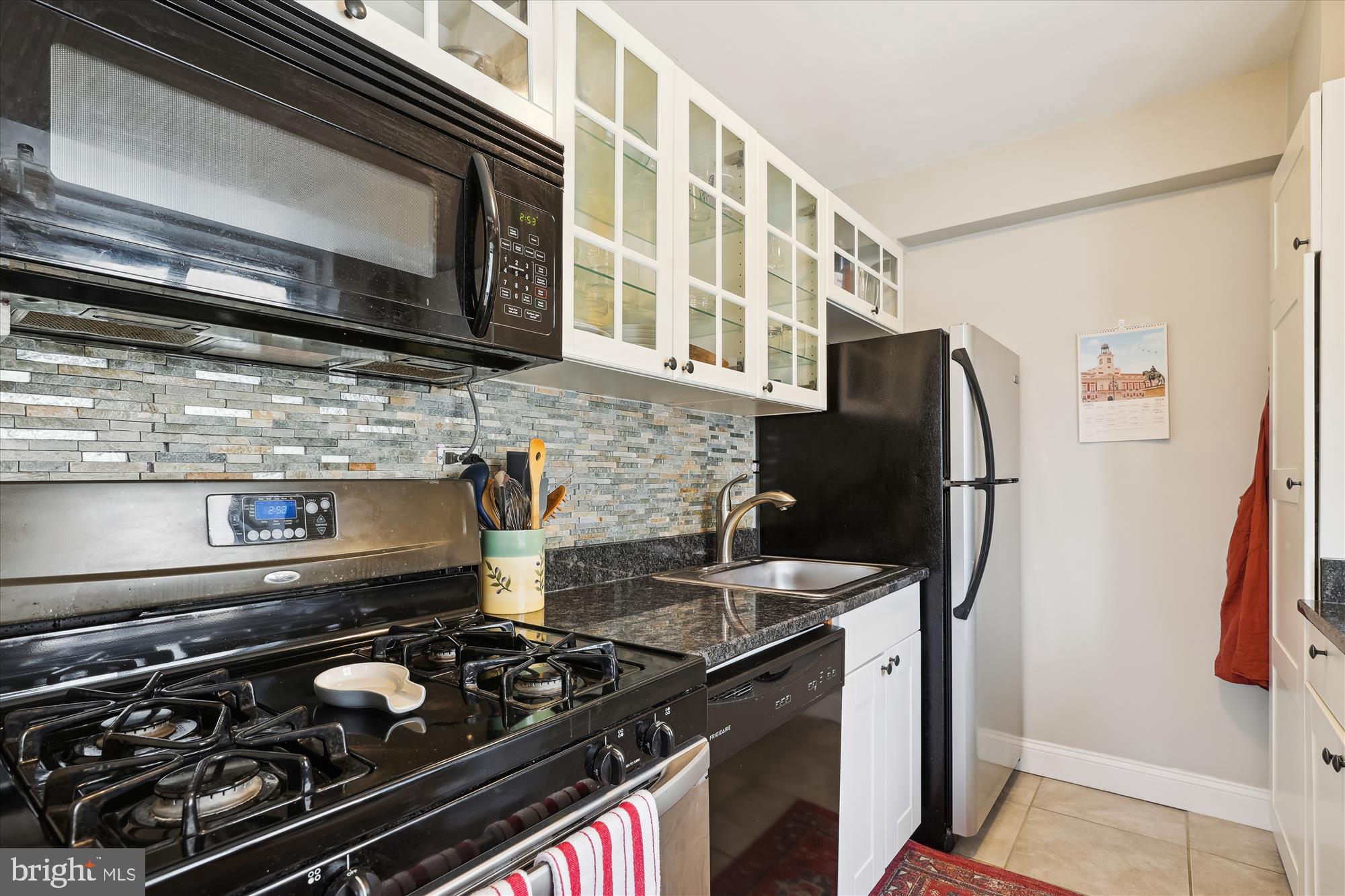 3701 Connecticut Ave NW #305