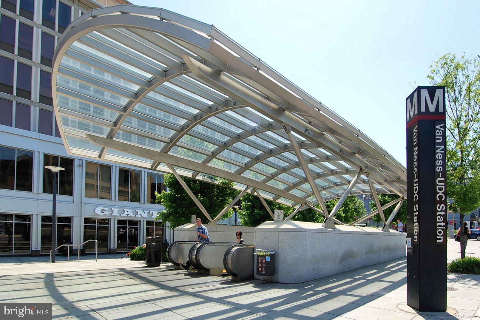 3701 Connecticut Ave NW #305