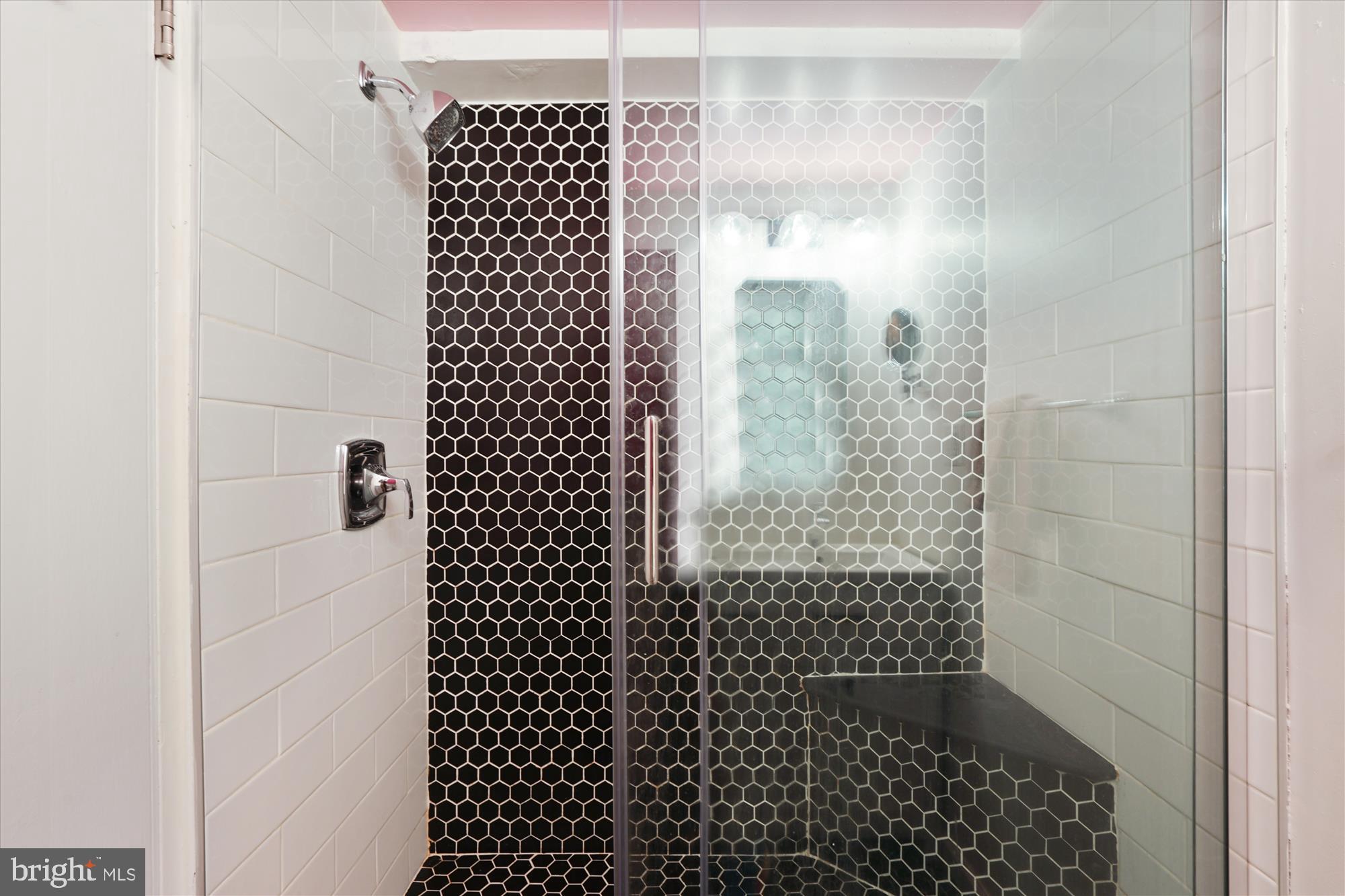 3701 Connecticut Ave NW #305