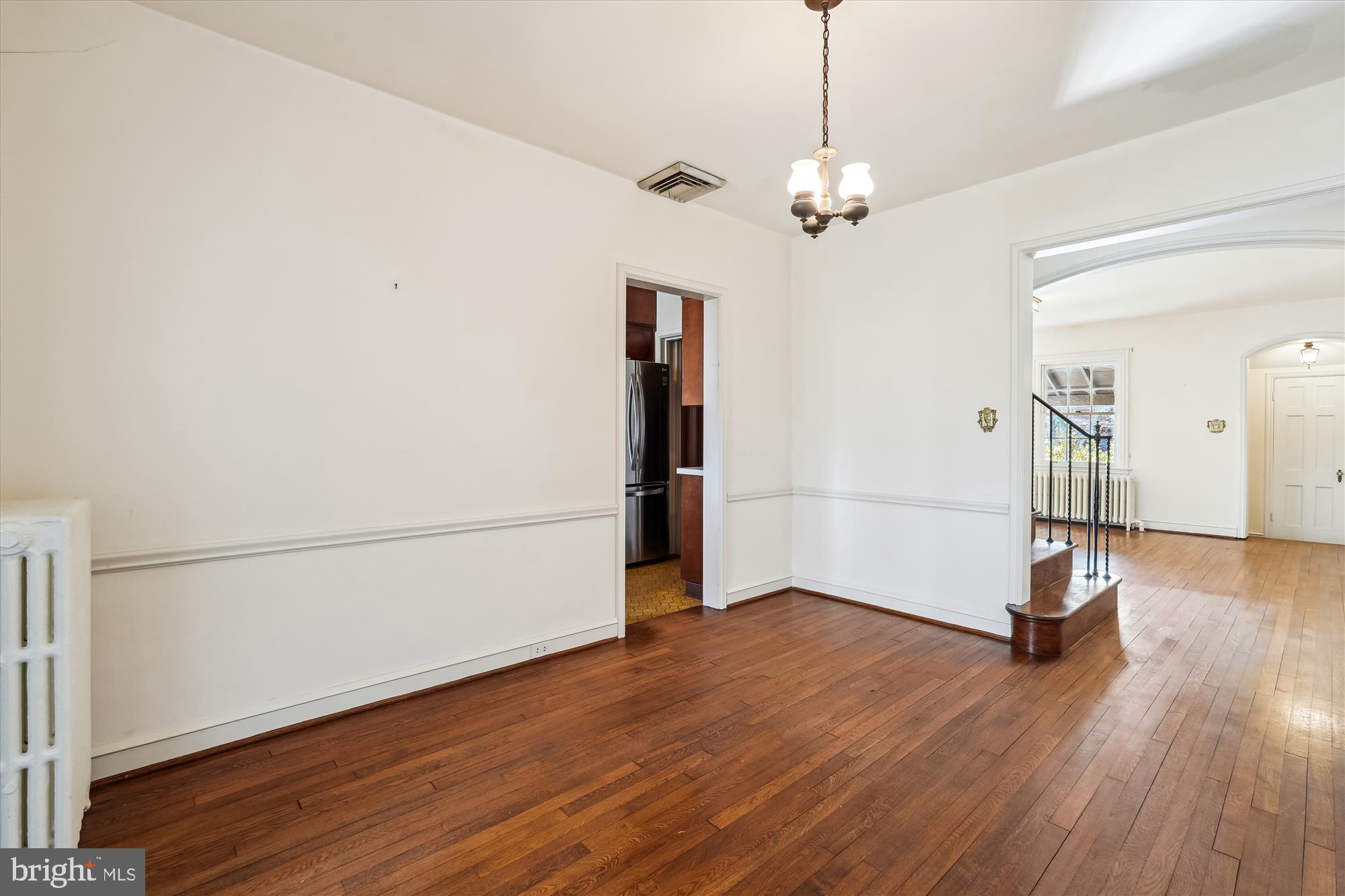 1521 44th St NW