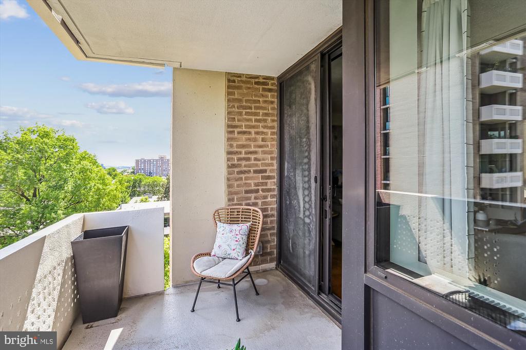 300 M STREET SW N400