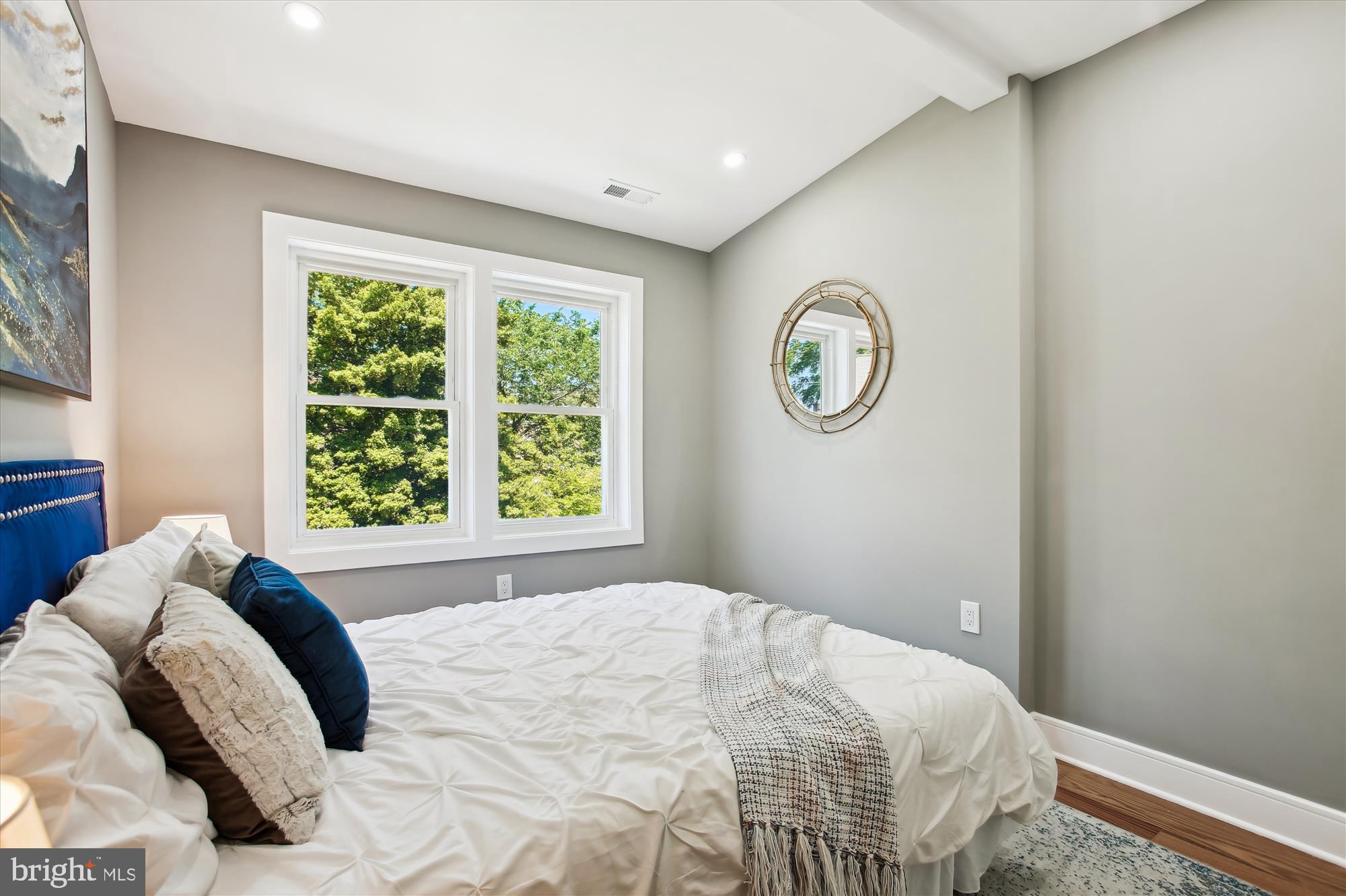 1014 KEARNY STREET NE