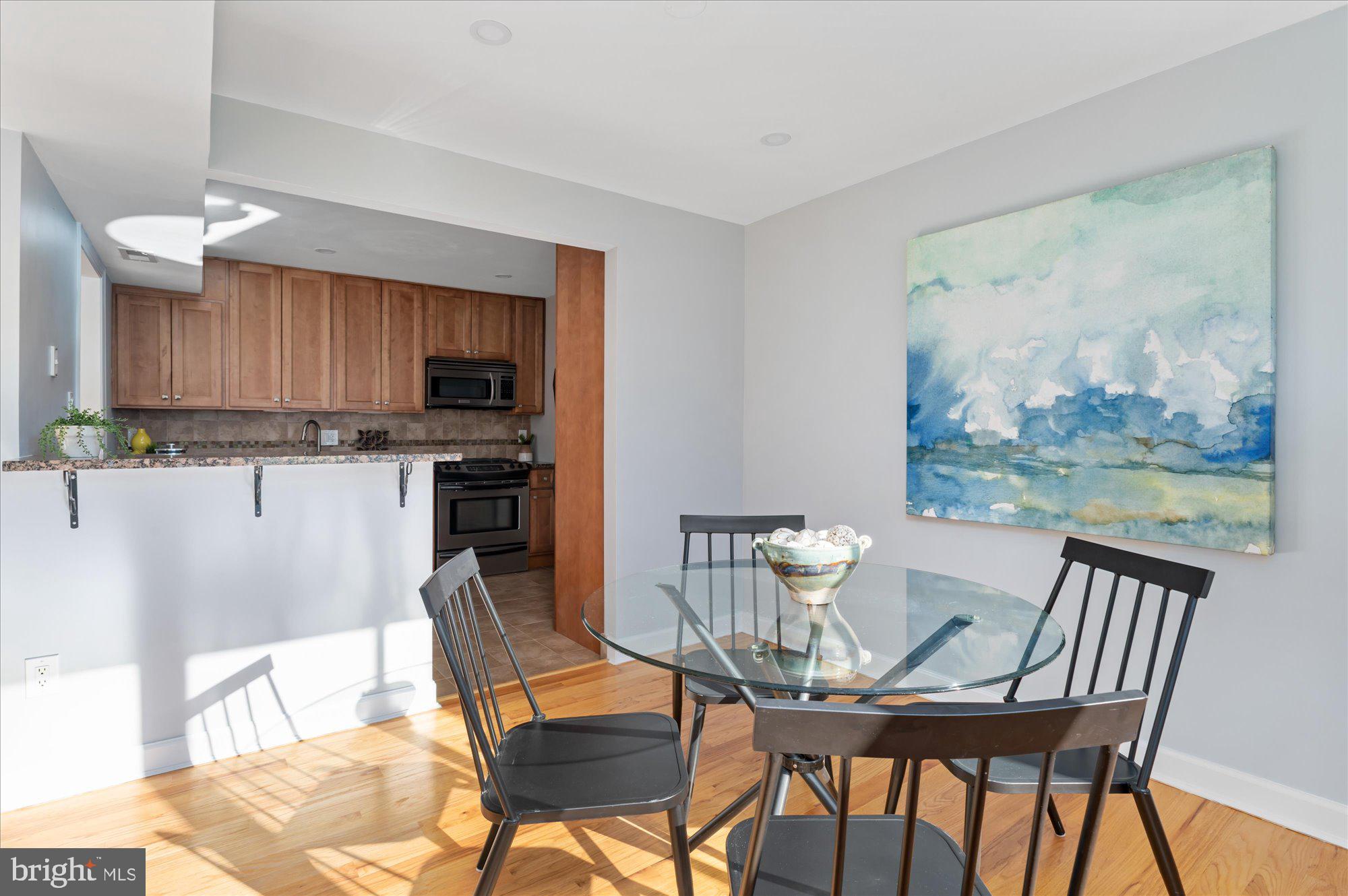 10853 Amherst AVENUE Unit: 1