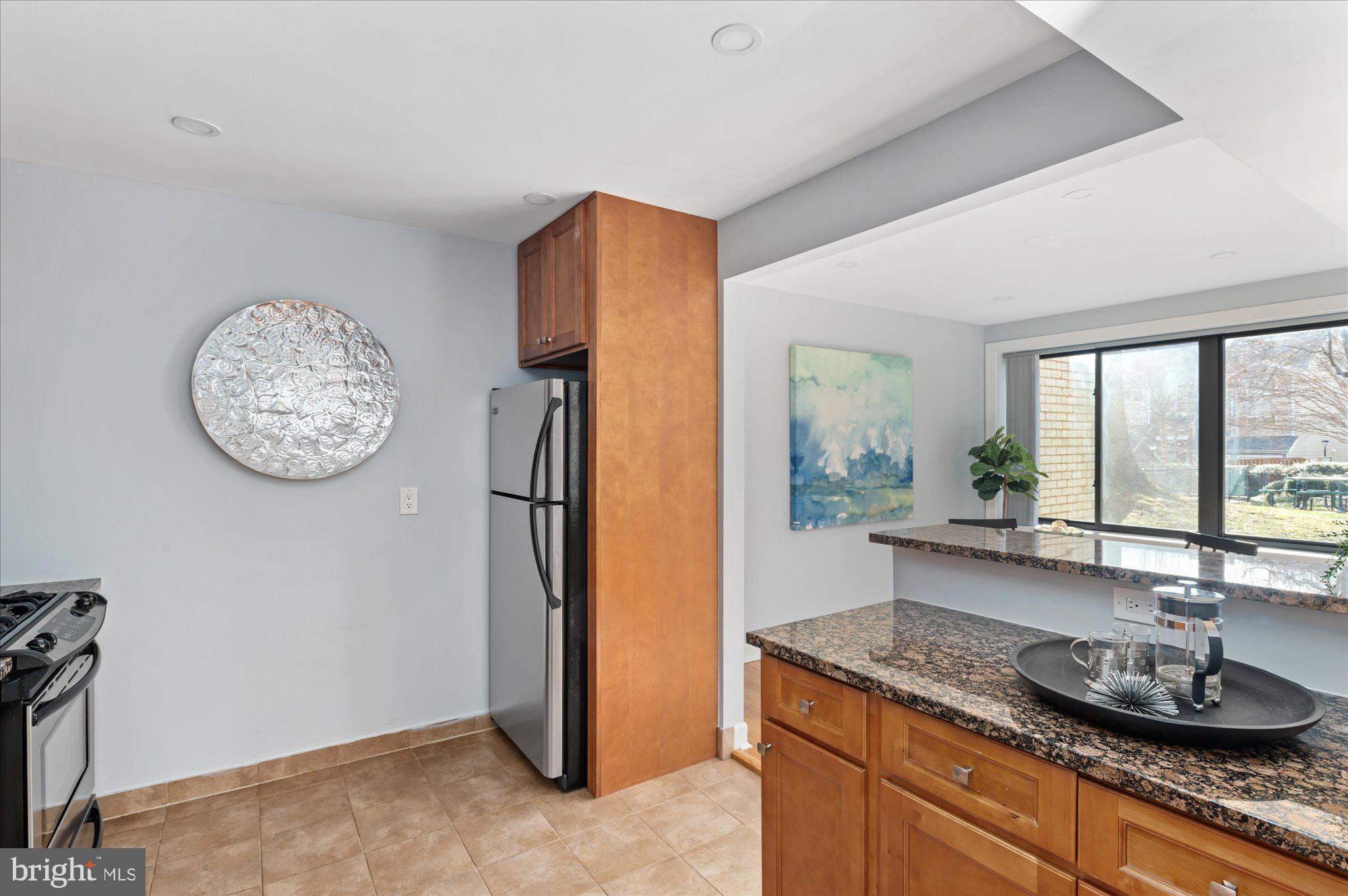 10853 Amherst AVENUE Unit: 1