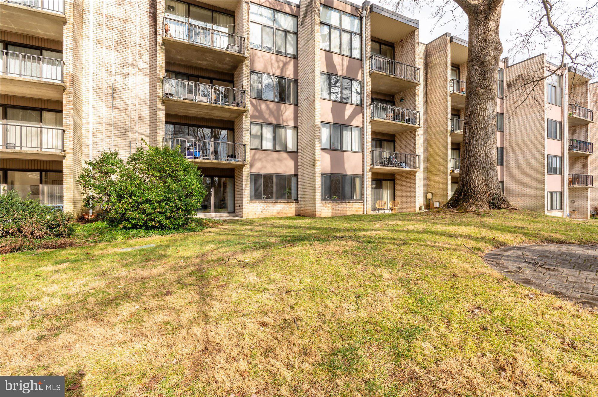 10853 Amherst AVENUE Unit: 1
