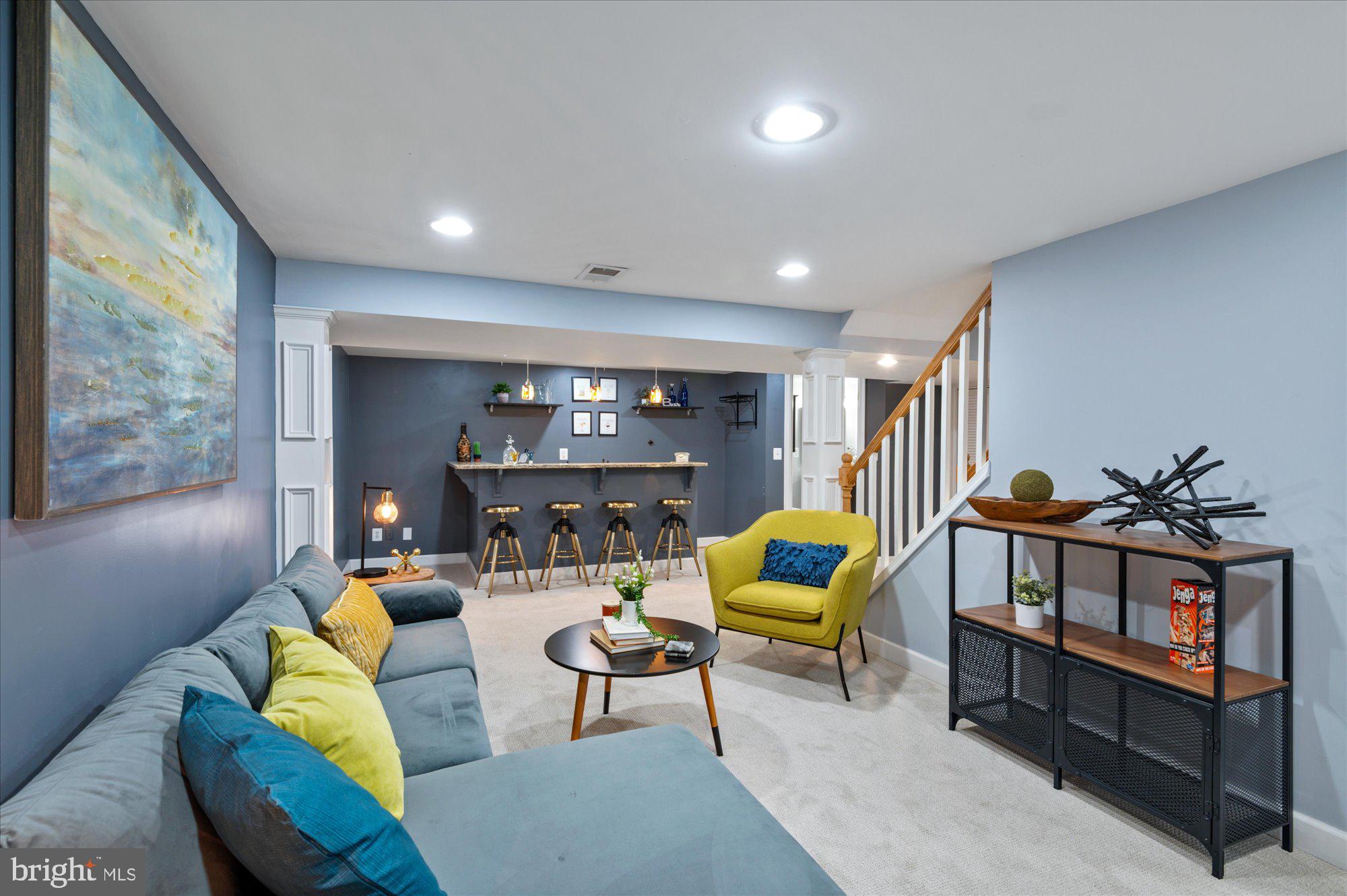 12105 Edgemont Street