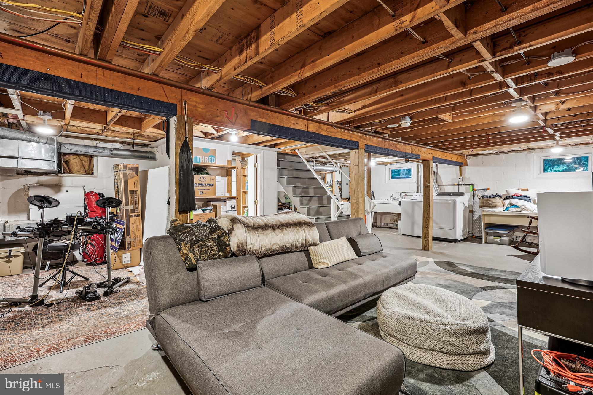 4921 Cumberland Ave