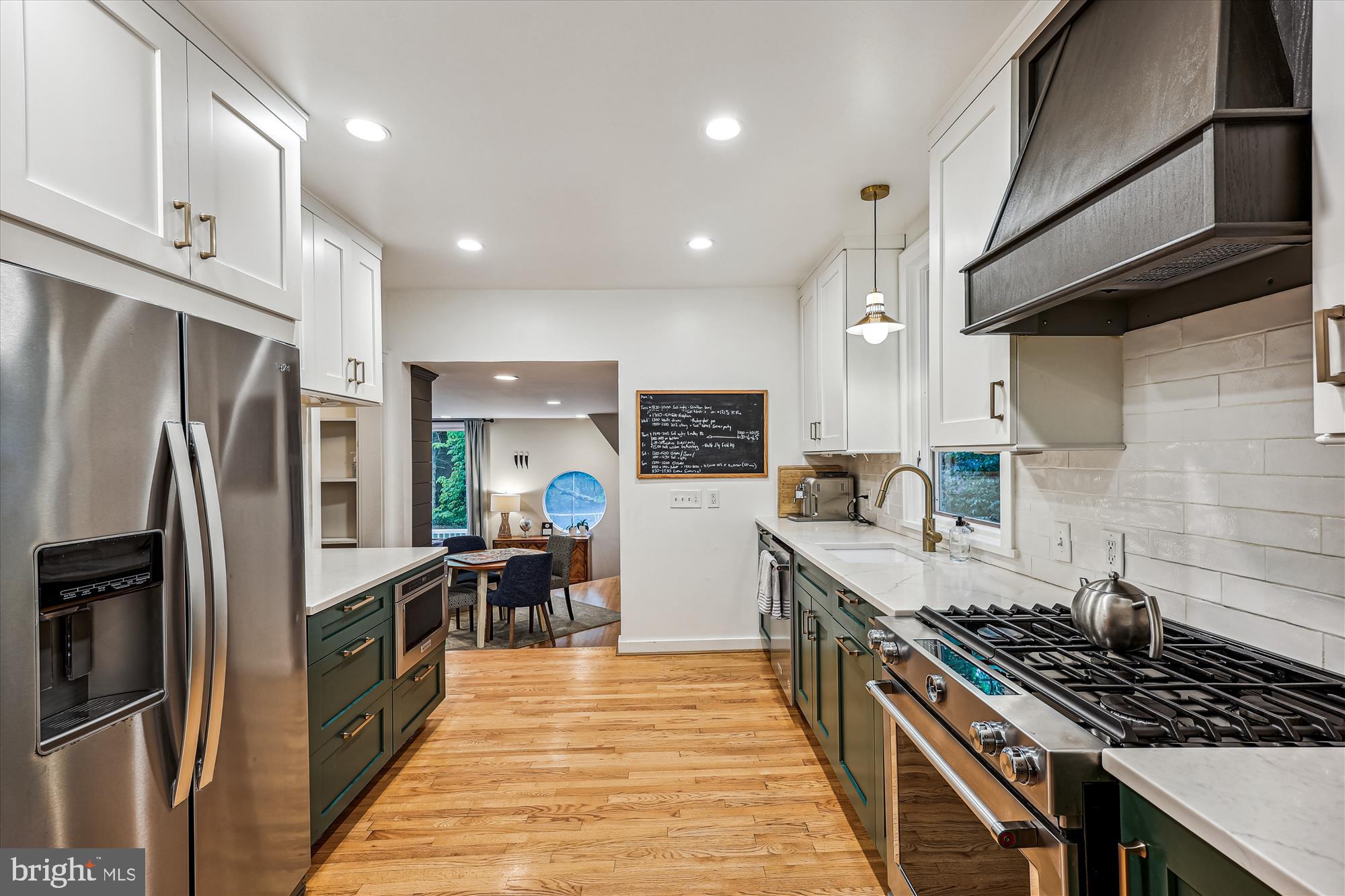 4921 Cumberland Ave