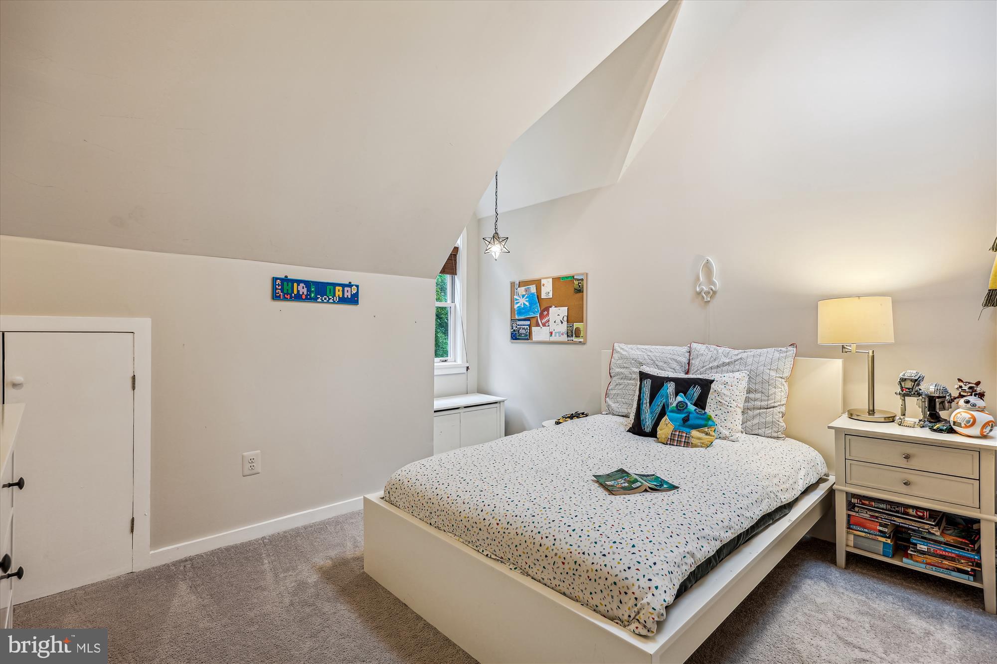 4921 Cumberland Ave