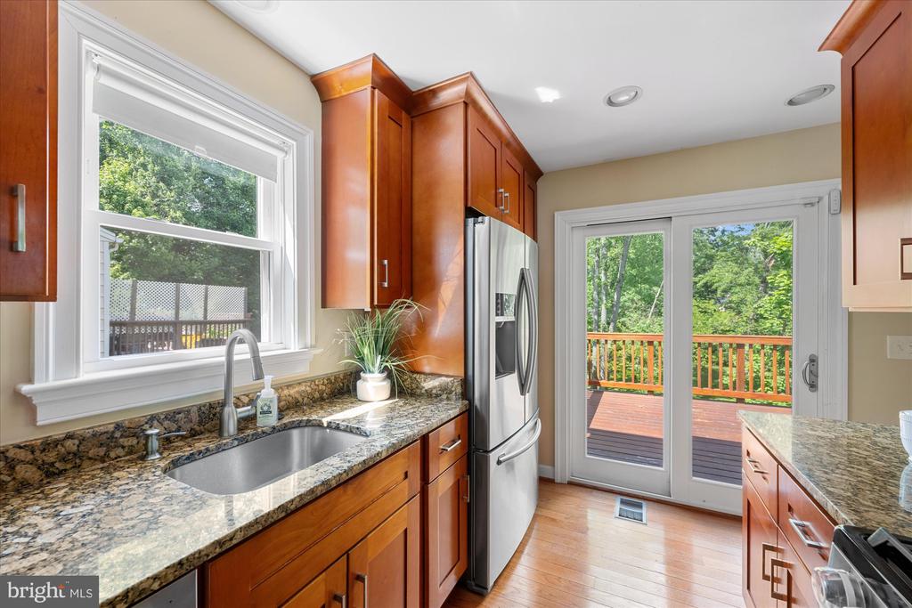8 Grandin Cir