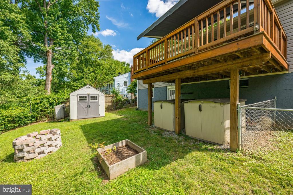 8 Grandin Cir
