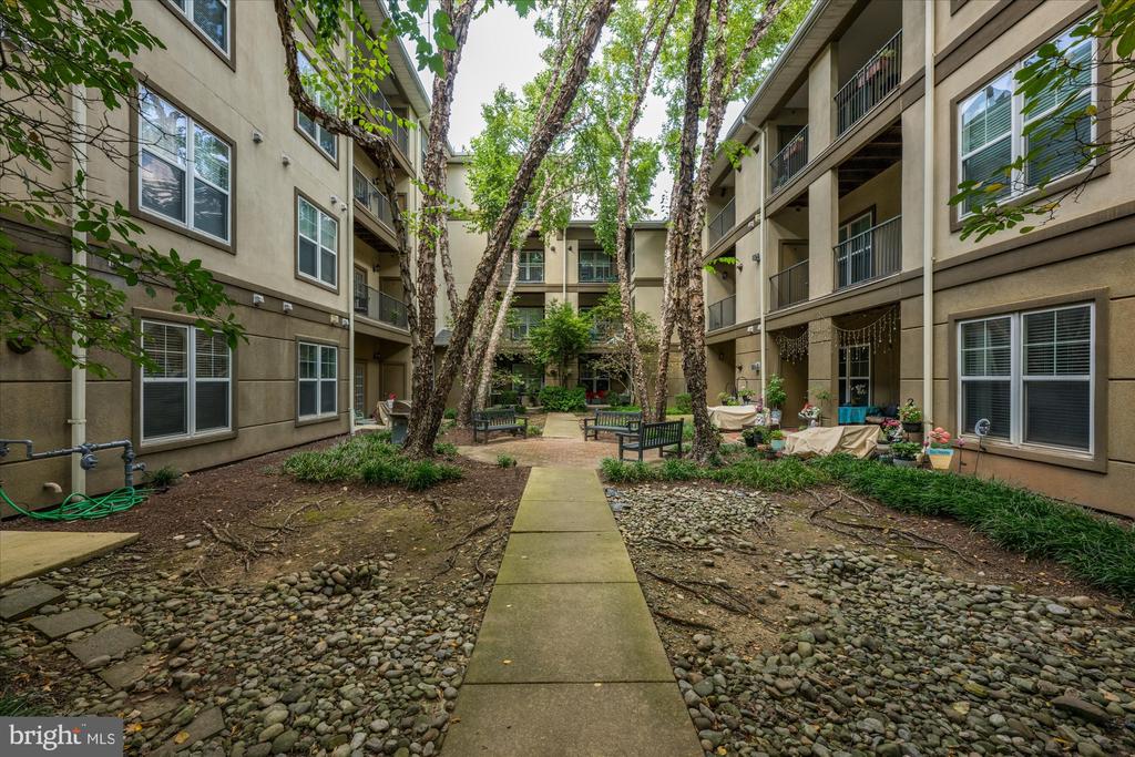 11800 Old Georgetown #1227