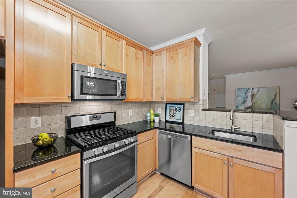 11800 Old Georgetown #1227