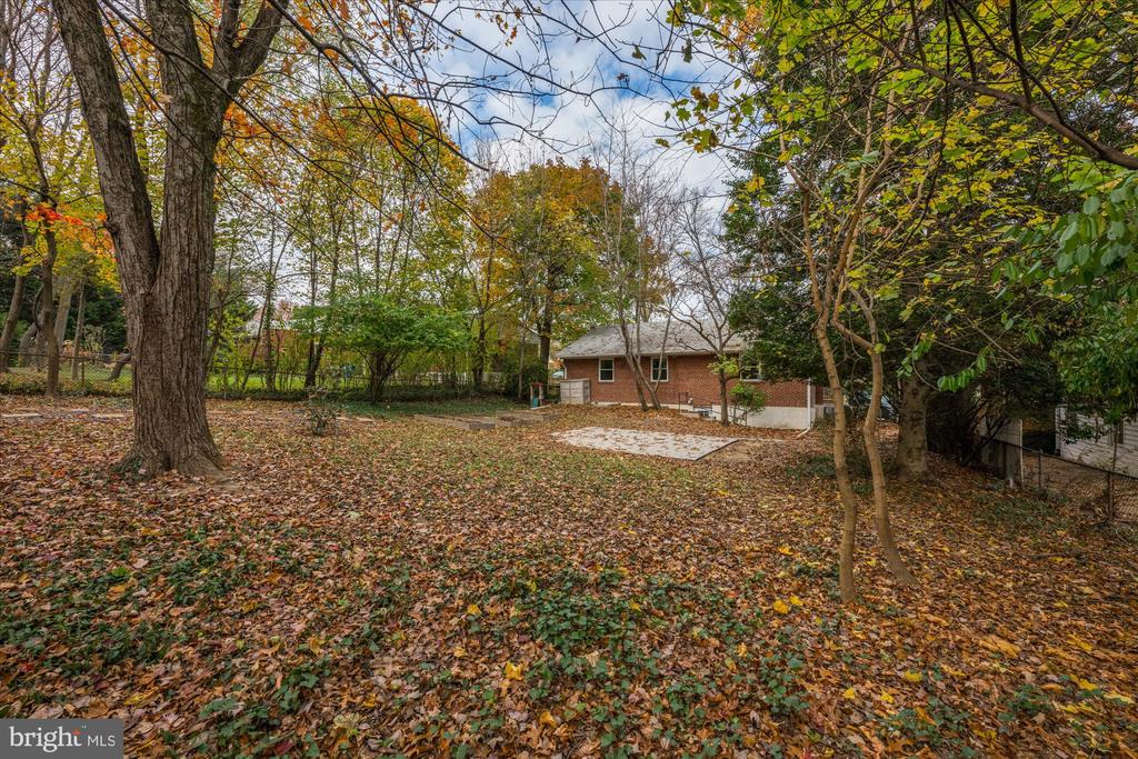 1706 Lansdowne Way