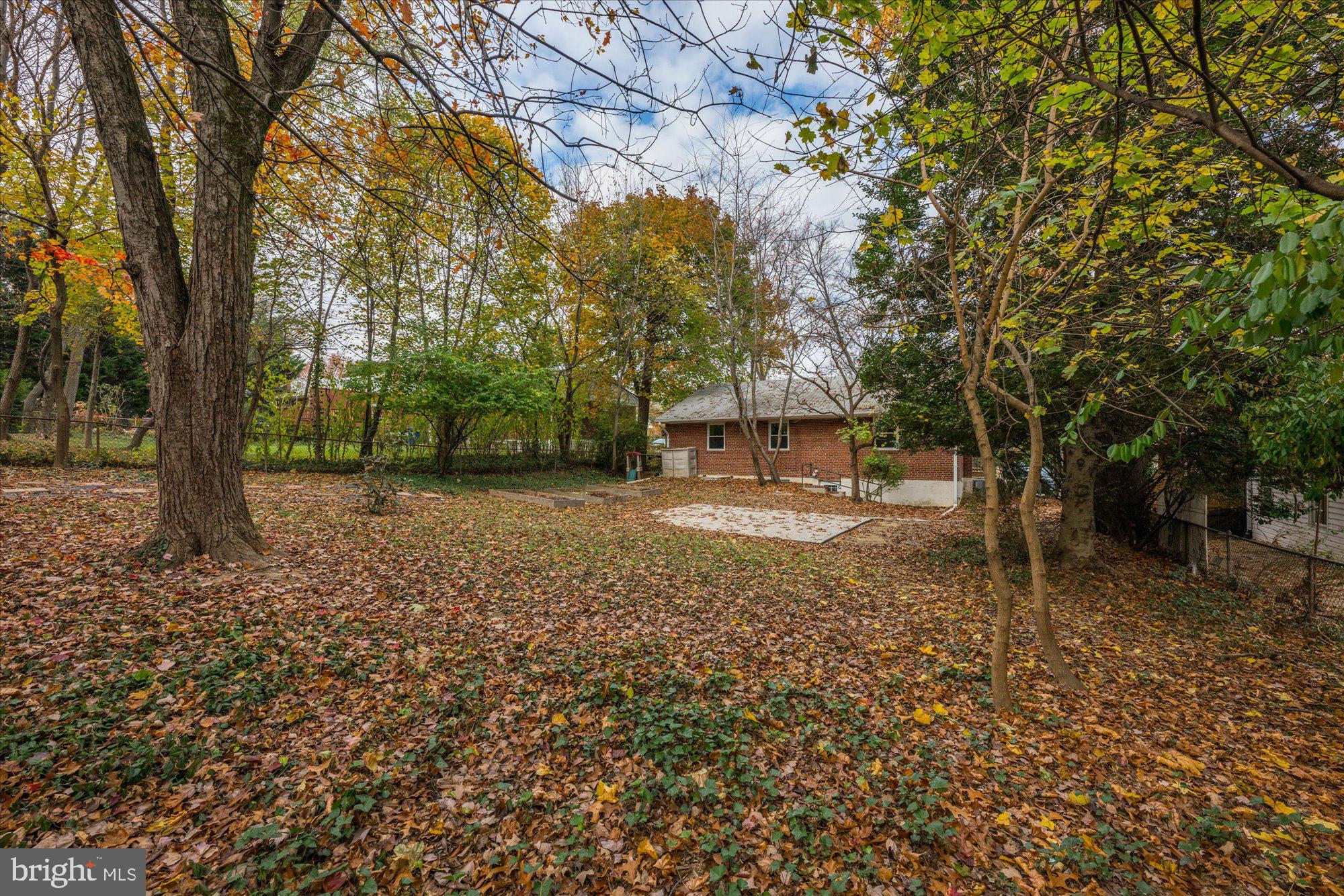 1706 Lansdowne Way