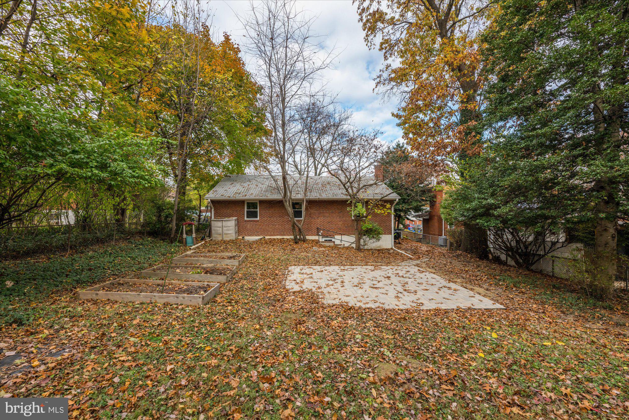 1706 Lansdowne Way