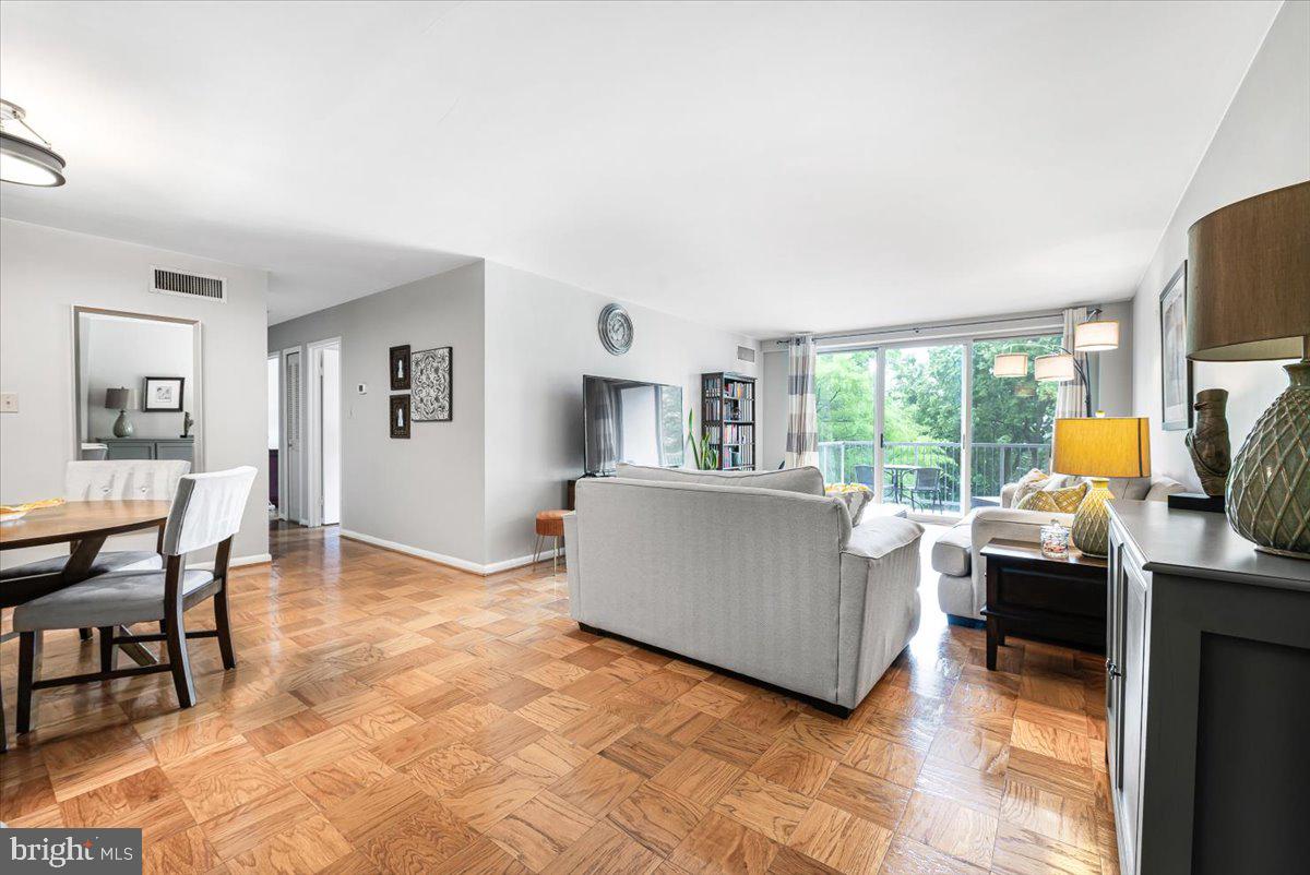 4977 Battery Ln #1-413