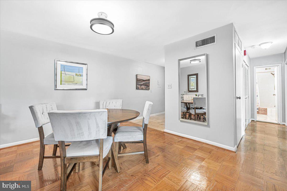 4977 Battery Ln #1-413