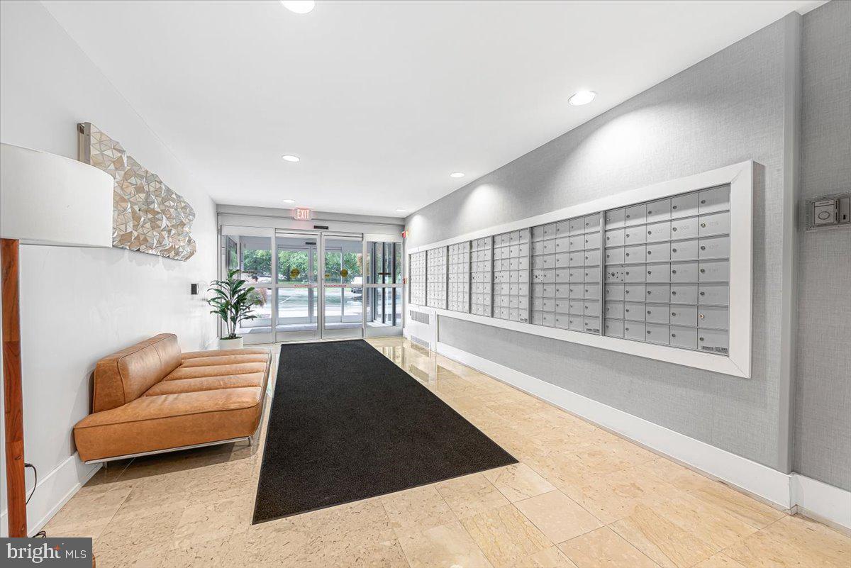 4977 Battery Ln #1-413