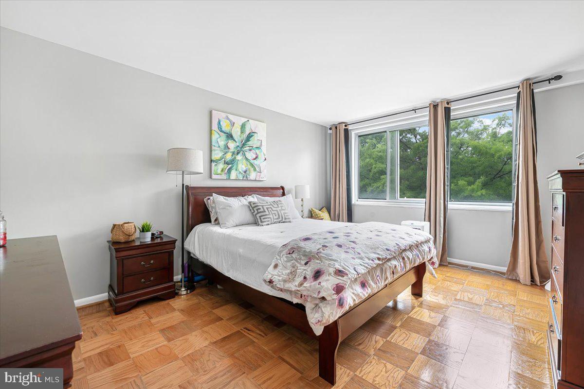 4977 Battery Ln #1-413