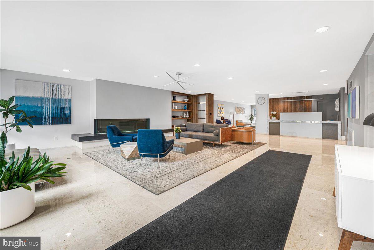 4977 Battery Ln #1-413