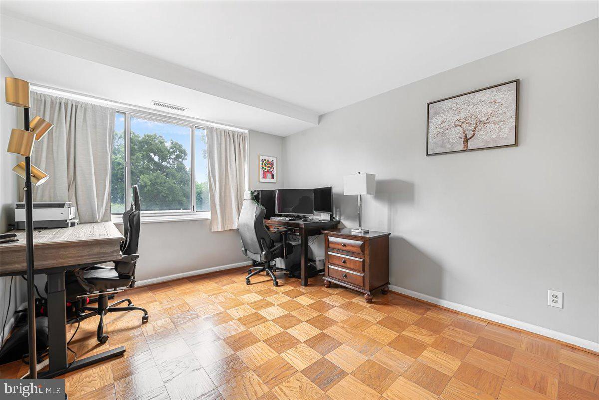 4977 Battery Ln #1-413