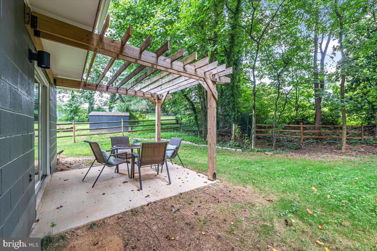 17620 Garrett Dr