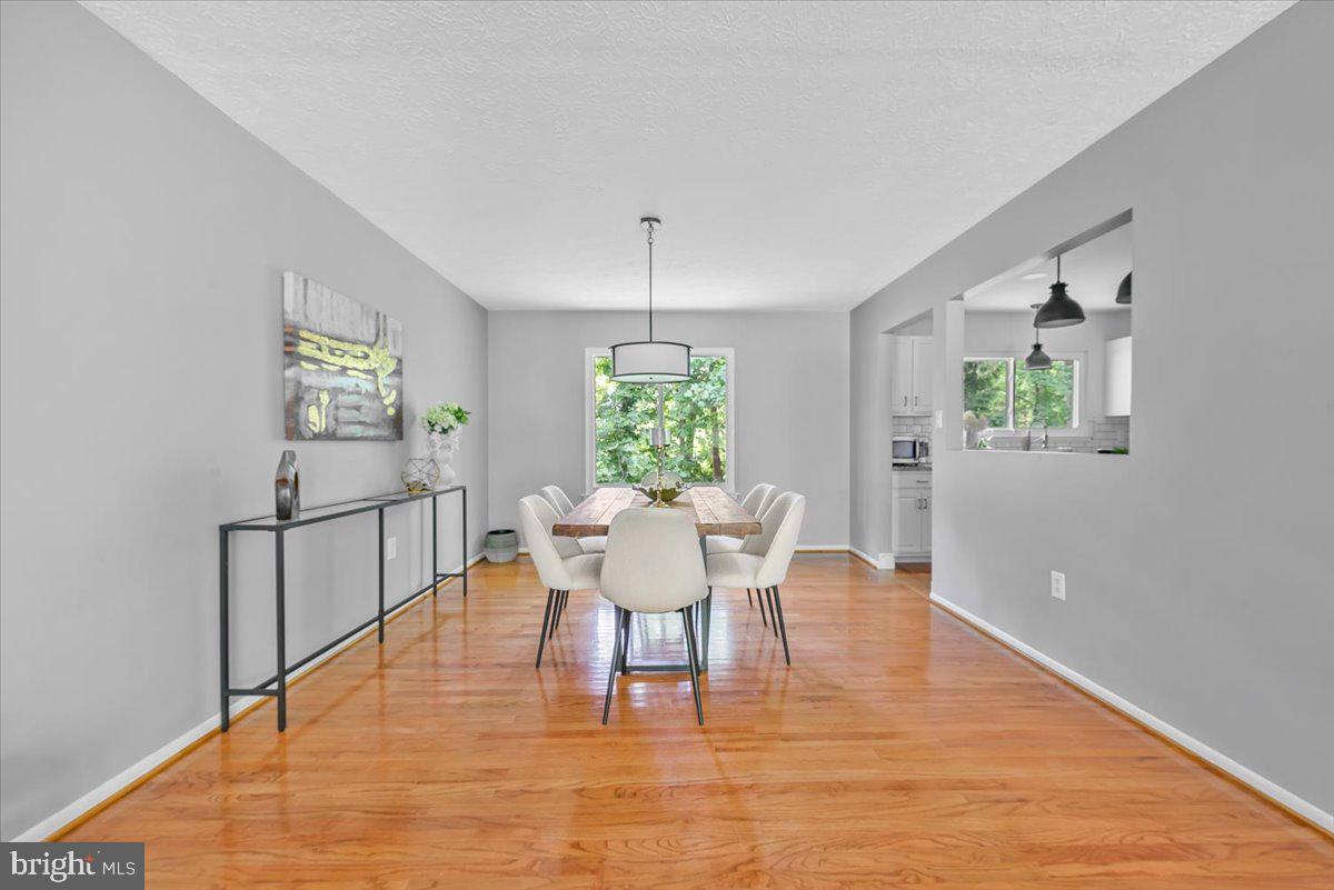 17620 Garrett Dr