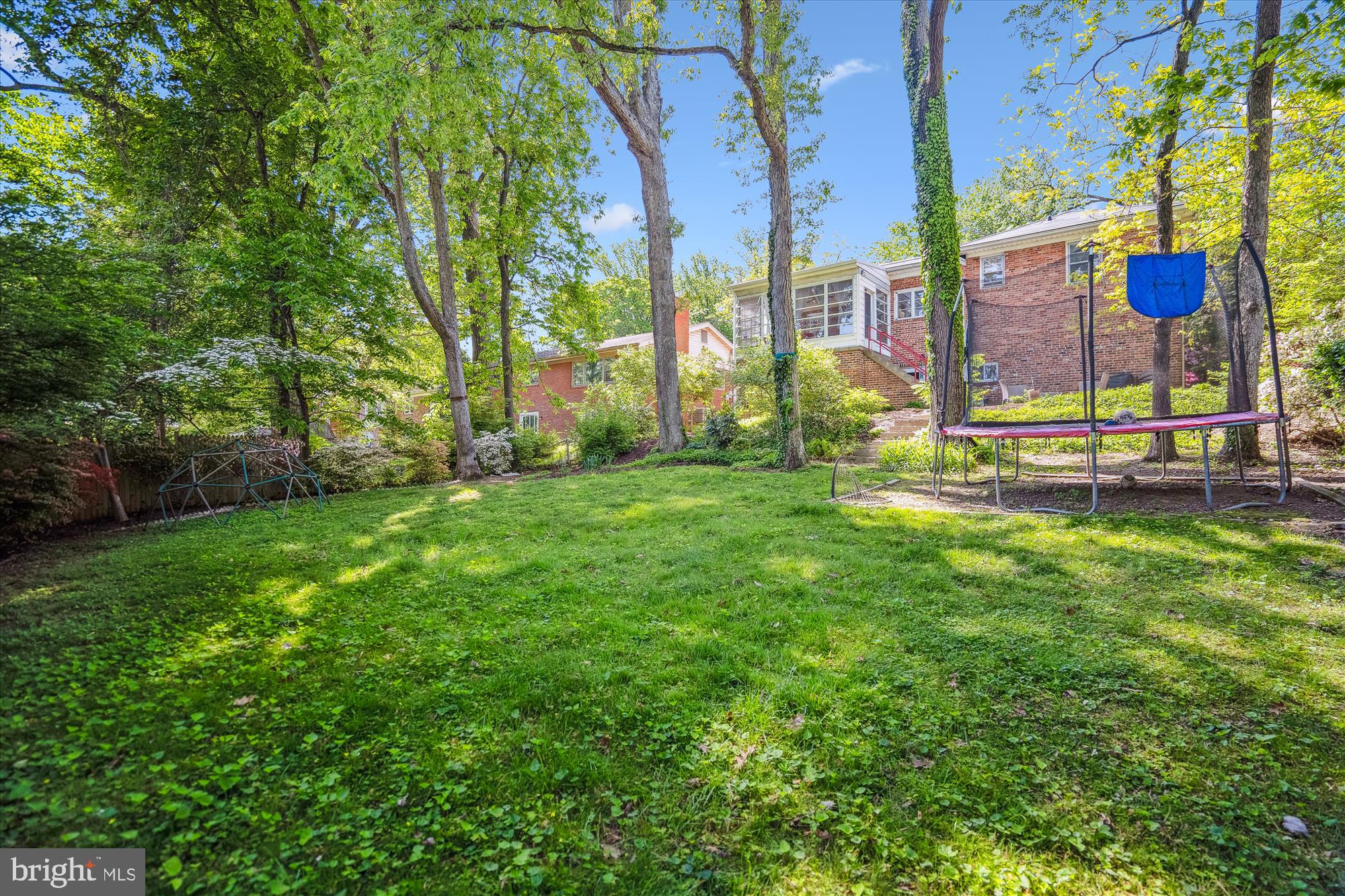 1407 Crestridge Dr