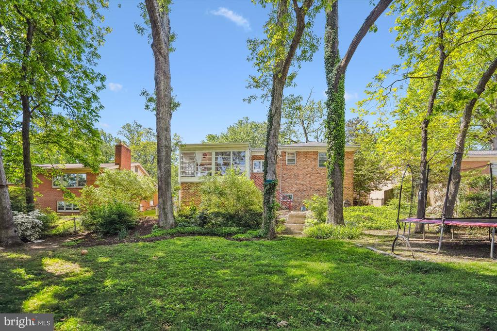 1407 Crestridge Dr